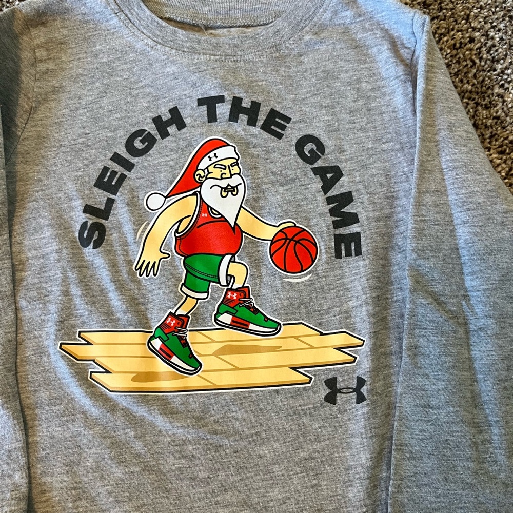 Under Armour Kids Gray Santa Christmas ‘Sleigh the Game' Long Sleeve Tee - Picture 2 of 3
